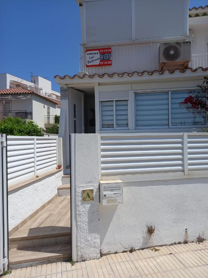 Monleon Villa A 10 Minutos De La Playa 2 Parking Gratuito 로지즈 외부 사진