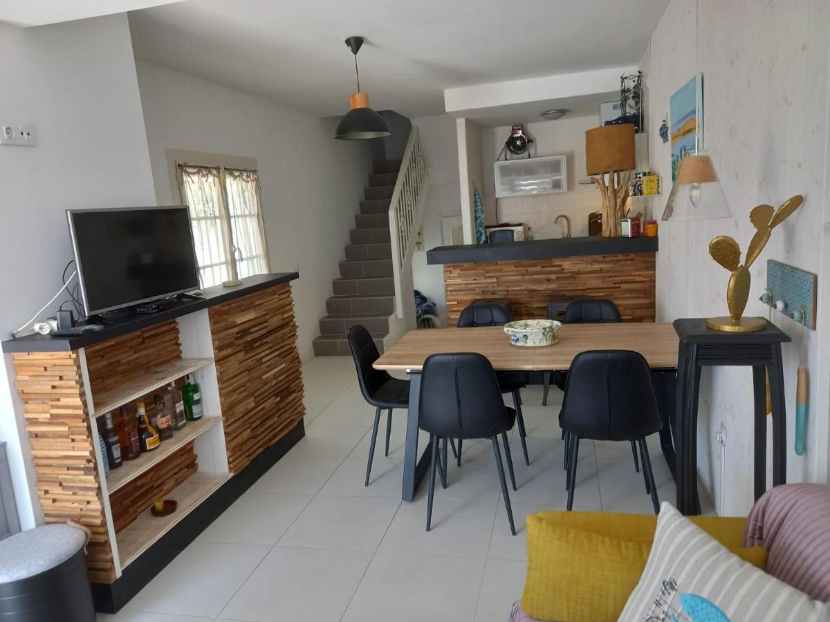 Monleon Villa A 10 Minutos De La Playa 2 Parking Gratuito 로지즈 외부 사진